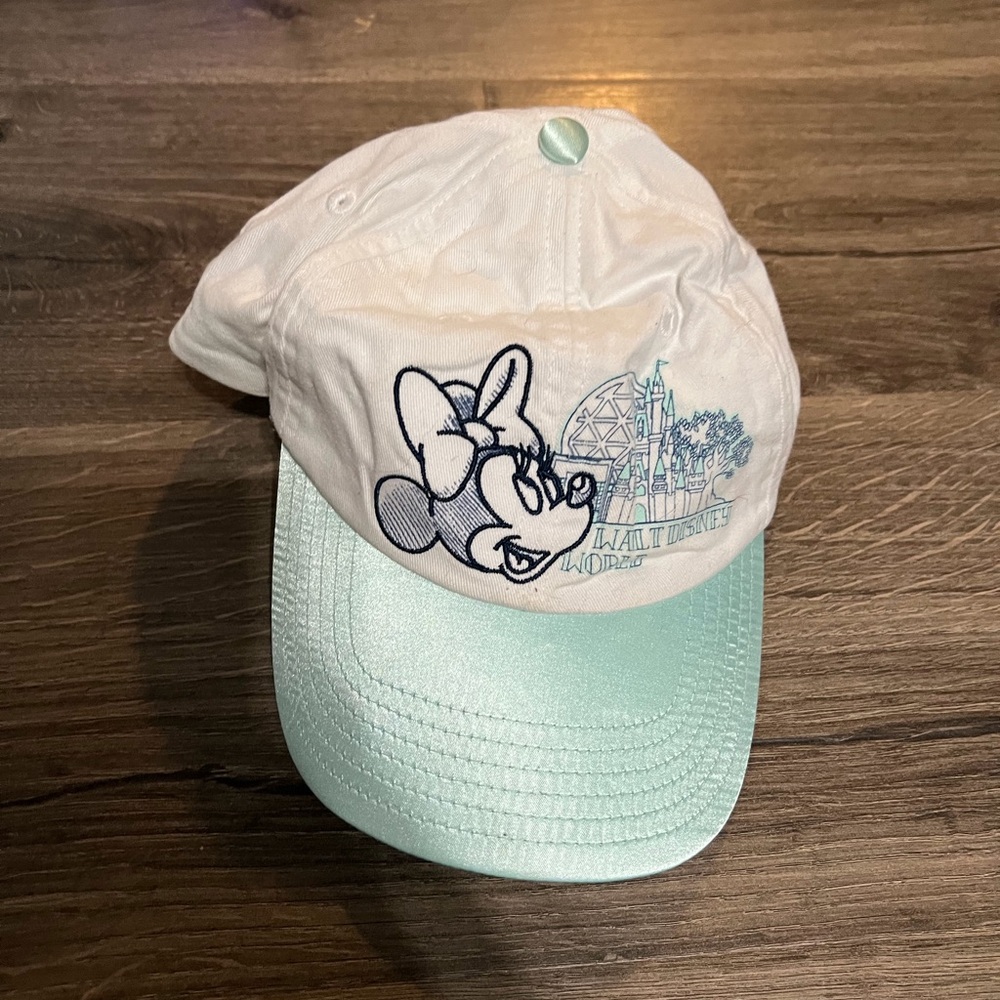 Disney White and Mint Green Minnie Mouse Hat